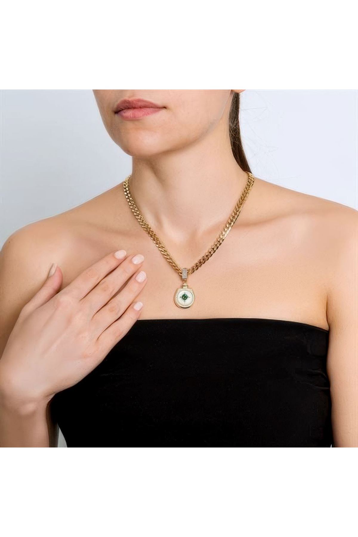 Beş Taşlı Madalyon Charm