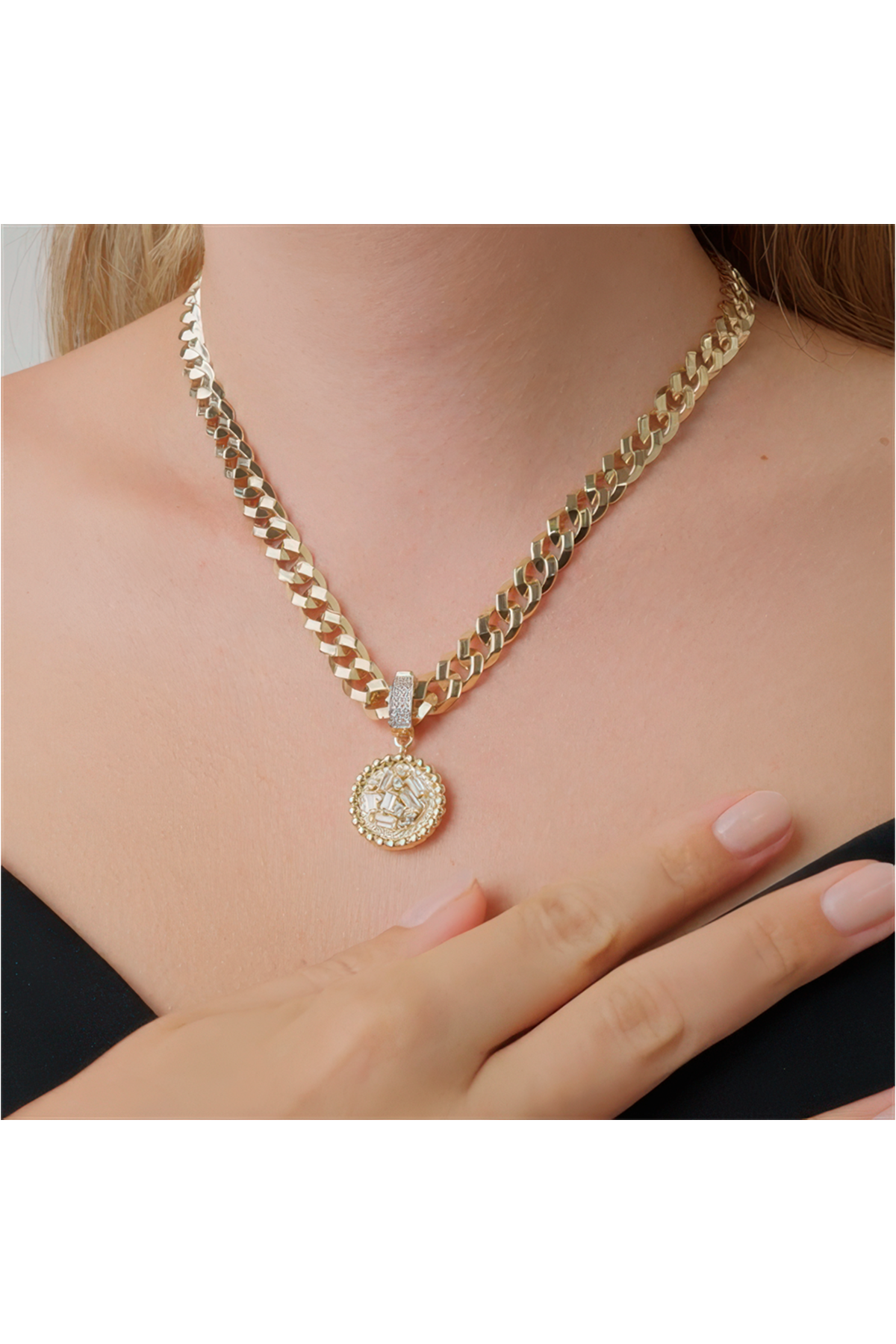 Baget Taşlı Yuvarlak Charm