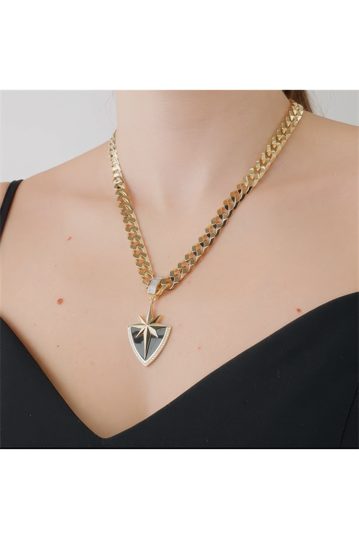 Kuzey Yıldızı Kalkan Charm