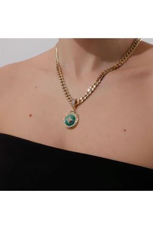 Beş Taşlı Madalyon Charm